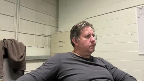 treborinthesky online show from November 16, 2025, 11:43 pm