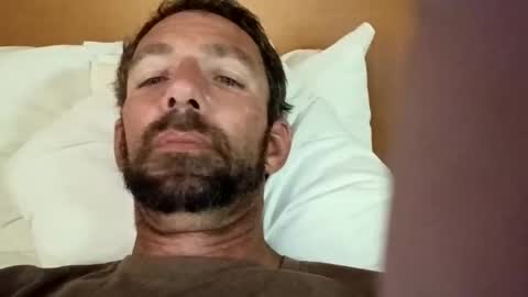 Snapshot of treedude303720 chatting on October 25, 2025, 10:48 pm treedude303720 online show from October 25, 2025, 10:48 pm