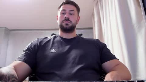 Snapshot of trentwest_ chatting on July 18, 2026, 6:12 pm Trent online show from July 18, 2026, 6:12 pm
