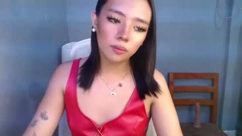 trexie_fucks15 online show from February 4, 2026, 5:52 pm