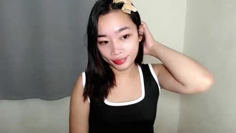 tricia_slut online show from February 19, 2026, 4:03 pm