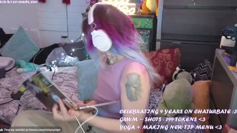 Snapshot of tricky_nymph chatting on December 22, 2024, 7:21 pm Cassie online show from December 22, 2024, 7:21 pm