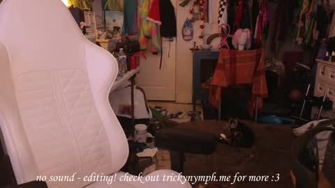 Snapshot of tricky_nymph chatting on February 3, 2025, 7:40 am Cassie online show from February 3, 2025, 7:40 am