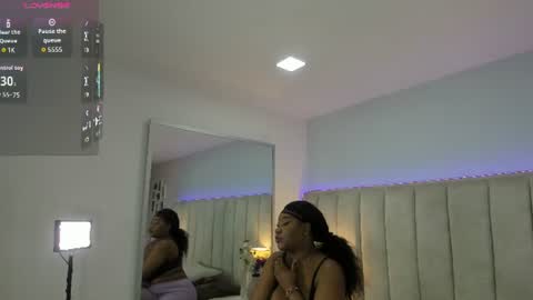 Snapshot of trieximars chatting on July 13, 2026, 1:03 pm Triexi Mars online show from July 13, 2026, 1:03 pm