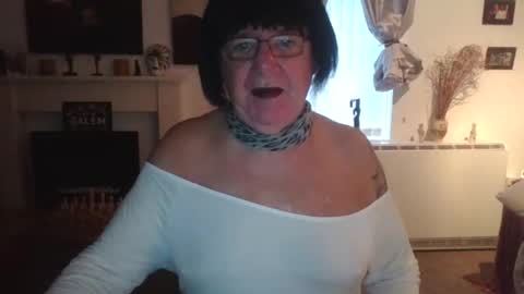 trinity1011 online show from December 12, 2024, 8:25 am