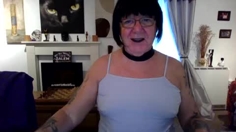 trinity1011 online show from July 7, 2026, 4:48 am