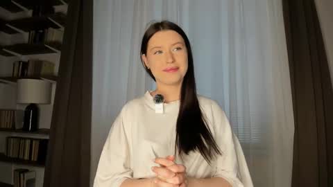 Stella online show from January 14, 2026, 9:04 am