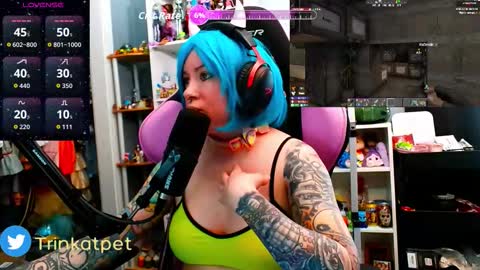 Trin Kat pet online show from March 26, 2026, 5:18 pm