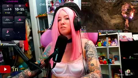 Trin Kat pet online show from April 7, 2026, 5:24 pm