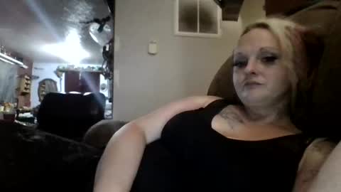 trinitysbangin online show from February 8, 2025, 6:33 am