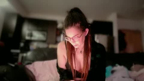 MadisonMontgomery online show from November 30, 2025, 7:40 pm