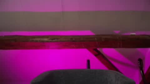 Snapshot of tritonspace chatting on November 11, 2025, 6:41 pm Triton online show from November 11, 2025, 6:41 pm