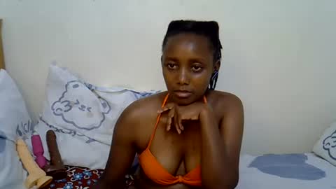 Snapshot of trixiepixy chatting on July 18, 2026, 3:33 am trixiepixy online show from July 18, 2026, 3:33 am