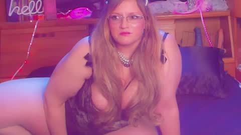 trixstarchik online show from March 1, 2025, 6:00 pm