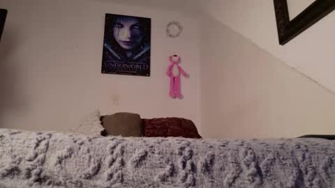 trixx_01 online show from December 15, 2024, 6:07 am