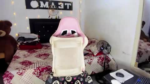 trixxy online show from March 25, 2026, 6:36 pm