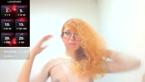 Trixy Rose online show from December 19, 2025, 6:26 pm