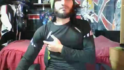 Snapshot of trizquelmen chatting on November 4, 2025, 9:47 pm Andrew online show from November 4, 2025, 9:47 pm