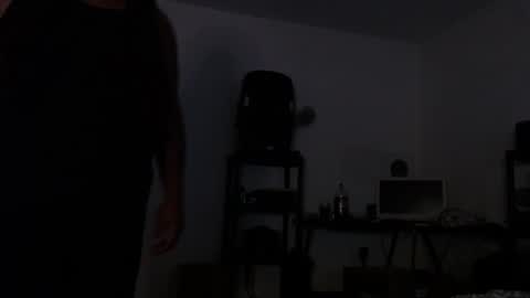 Snapshot of trmdstrong chatting on October 18, 2025, 8:59 am Trmdstrong online show from October 18, 2025, 8:59 am