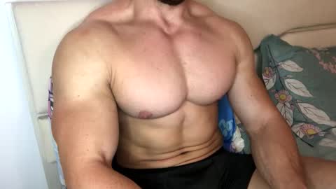 Snapshot of troncq chatting on September 26, 2025, 7:40 pm Troncq online show from September 26, 2025, 7:40 pm