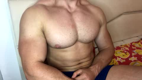 Snapshot of troncq chatting on October 30, 2025, 3:13 pm Troncq online show from October 30, 2025, 3:13 pm