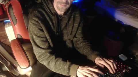 trooper0690 online show from November 7, 2025, 5:13 pm