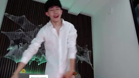 Snapshot of troy_rouge chatting on October 14, 2025, 7:25 pm Troy online show from October 14, 2025, 7:25 pm