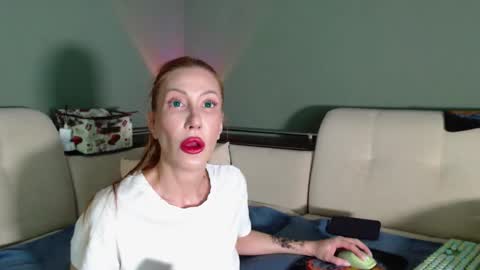 Snapshot of truba_ chatting on December 20, 2025, 5:31 pm Pvt is open Sonya online show from December 20, 2025, 5:31 pm