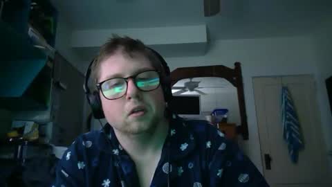 Snapshot of true_manofworth chatting on December 4, 2024, 4:54 am HandicappedLaugher online show from December 4, 2024, 4:54 am