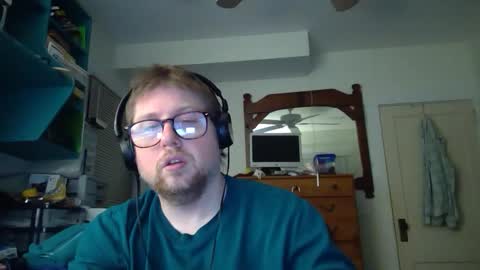 HandicappedLaugher online show from December 25, 2024, 4:33 am