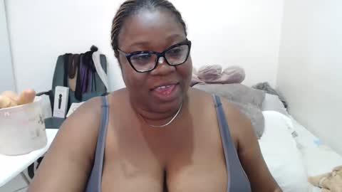 Snapshot of truebella30 chatting on March 10, 2025, 7:53 am TrueBella30 online show from March 10, 2025, 7:53 am