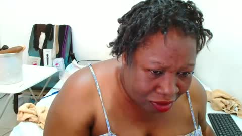 Snapshot of truebella30 chatting on September 12, 2025, 10:04 am TrueBella30 online show from September 12, 2025, 10:04 am