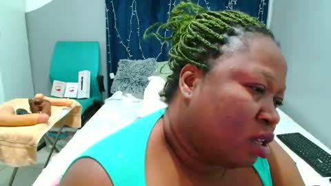 Snapshot of truebella30 chatting on November 30, 2025, 3:05 pm TrueBella30 online show from November 30, 2025, 3:05 pm