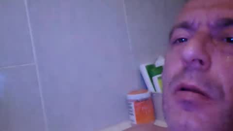 Snapshot of truelength chatting on September 9, 2025, 11:04 pm True Length online show from September 9, 2025, 11:04 pm