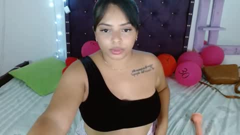 trululuygomitas online show from February 26, 2025, 7:16 pm