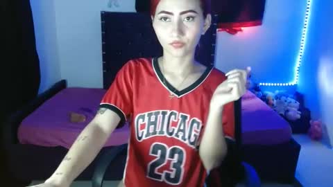 trululuygomitas online show from November 12, 2025, 6:19 pm