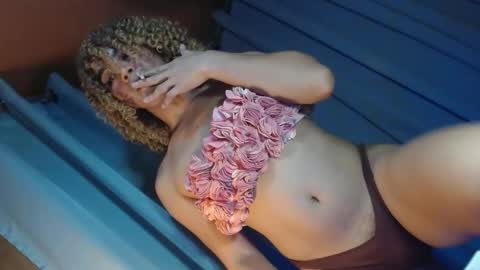 Snapshot of ts_afamhunterxx chatting on November 1, 2025, 6:32 pm Goddess Mira online show from November 1, 2025, 6:32 pm