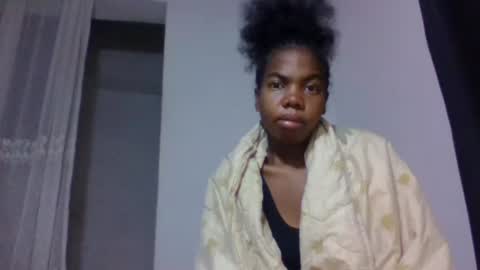 Snapshot of tsaralaza chatting on October 3, 2025, 2:52 am tsaralaza online show from October 3, 2025, 2:52 am