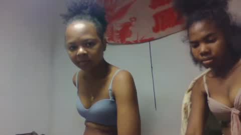 Snapshot of tsaralaza chatting on October 7, 2025, 1:36 am tsaralaza online show from October 7, 2025, 1:36 am