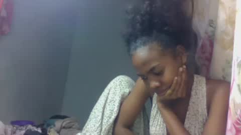 Snapshot of tsaralaza chatting on October 16, 2025, 12:17 pm tsaralaza online show from October 16, 2025, 12:17 pm