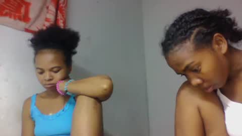 Snapshot of tsaralaza chatting on October 23, 2025, 6:17 pm tsaralaza online show from October 23, 2025, 6:17 pm