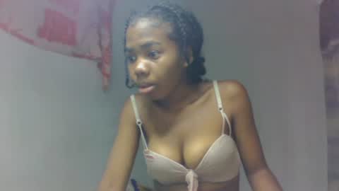 Snapshot of tsaralaza chatting on October 27, 2025, 7:23 am tsaralaza online show from October 27, 2025, 7:23 am