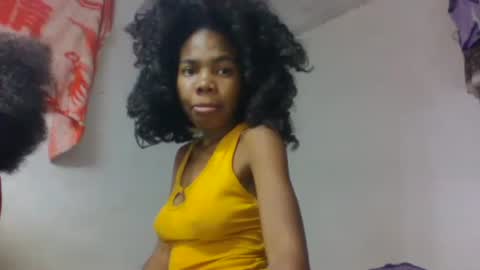 Snapshot of tsaralaza chatting on November 9, 2025, 9:29 am tsaralaza online show from November 9, 2025, 9:29 am