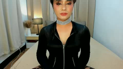 YOUR MISTRESS online show from June 21, 2026, 3:36 pm