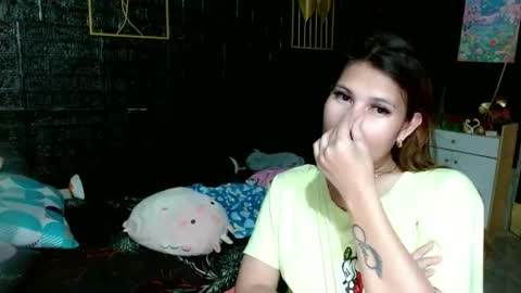 SHENA  online show from March 29, 2026, 3:39 am