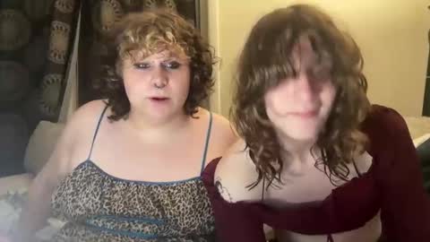 Gigi online show from May 19, 2026, 4:52 am