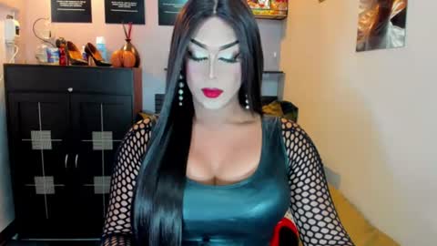 Nicoleeee online show from June 24, 2026, 9:25 pm