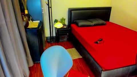 Kylee-  will make your  day  online show from October 23, 2025, 7:56 pm