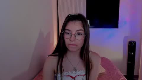 Tsuky online show from February 4, 2025, 5:21 am