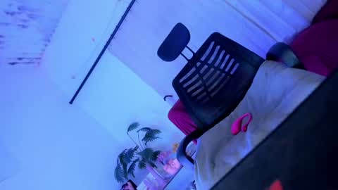 JOIN TO MY FANCLUB I WILL GIVE SOME VIDEOS AND PIC online show from April 24, 2026, 12:29 pm